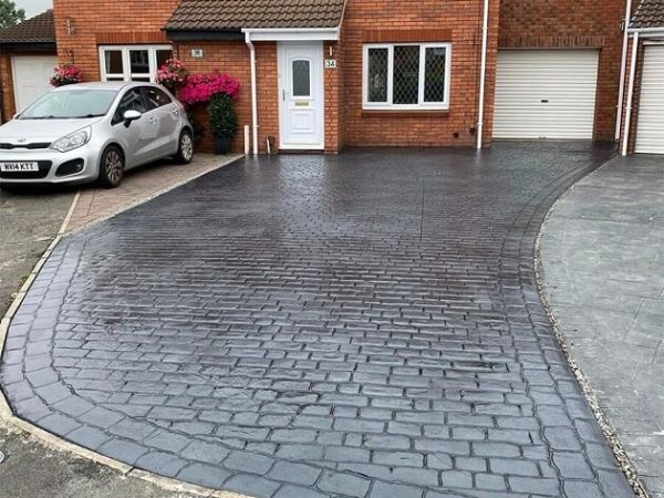 Tarmacadam Driveways